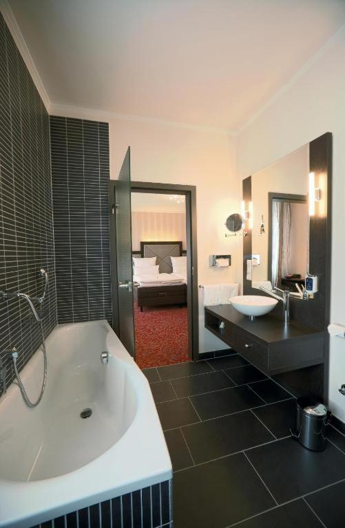 Top Hotel Kraemer Koblenz  Exterior photo